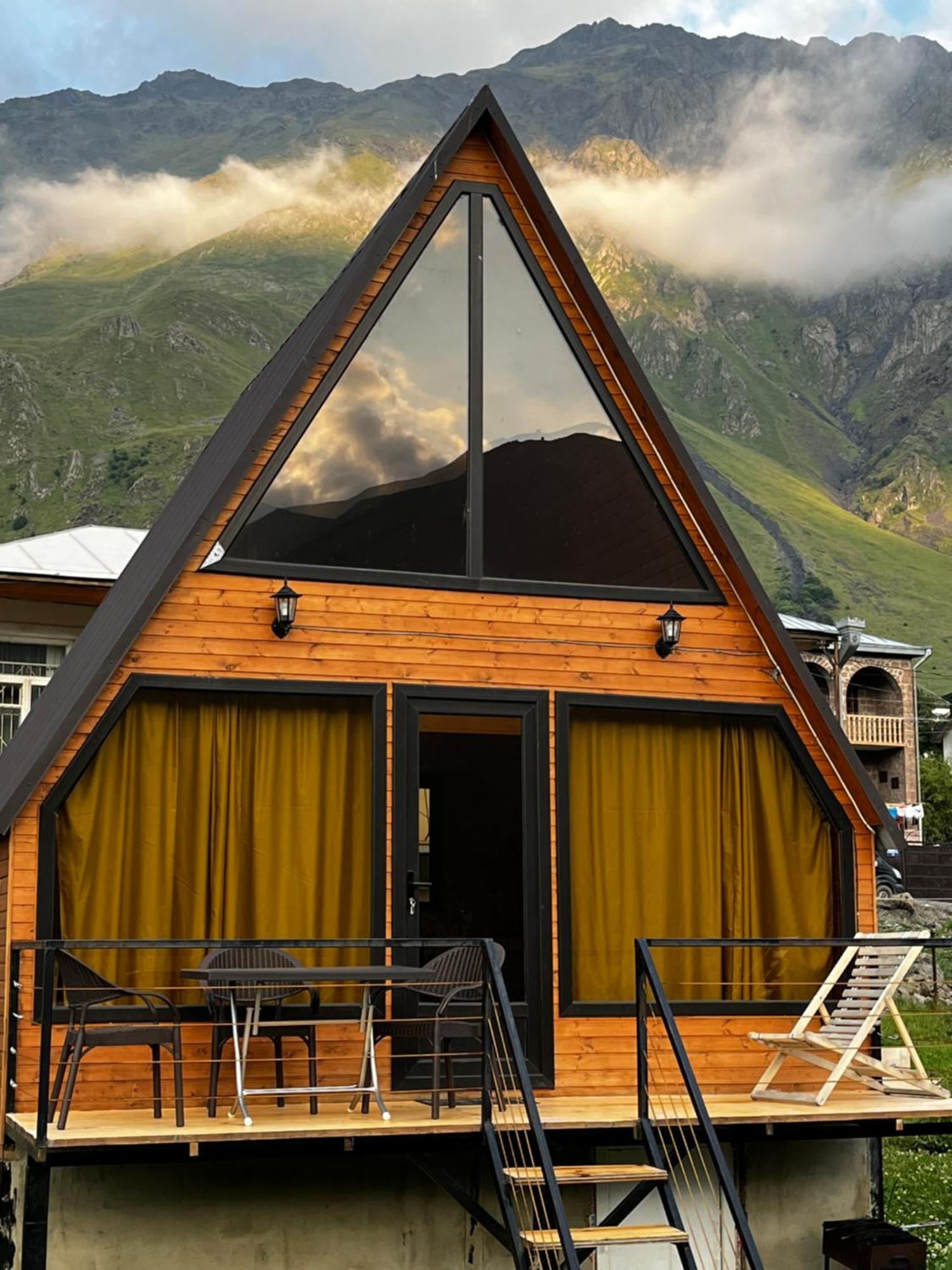 Ska Cottage Kazbegi Eksteriør billede